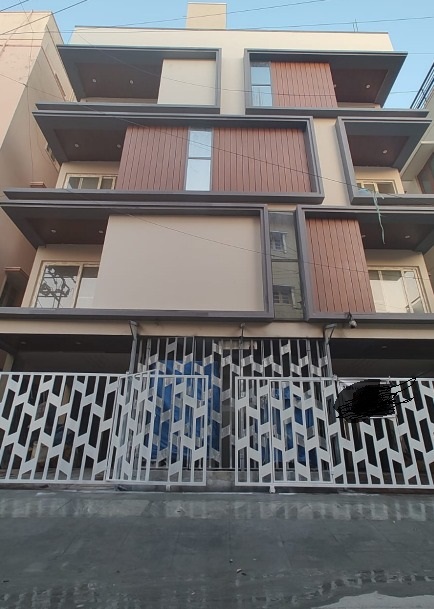 4d83a1b9-47b7-4826-98c8-470b571d1937