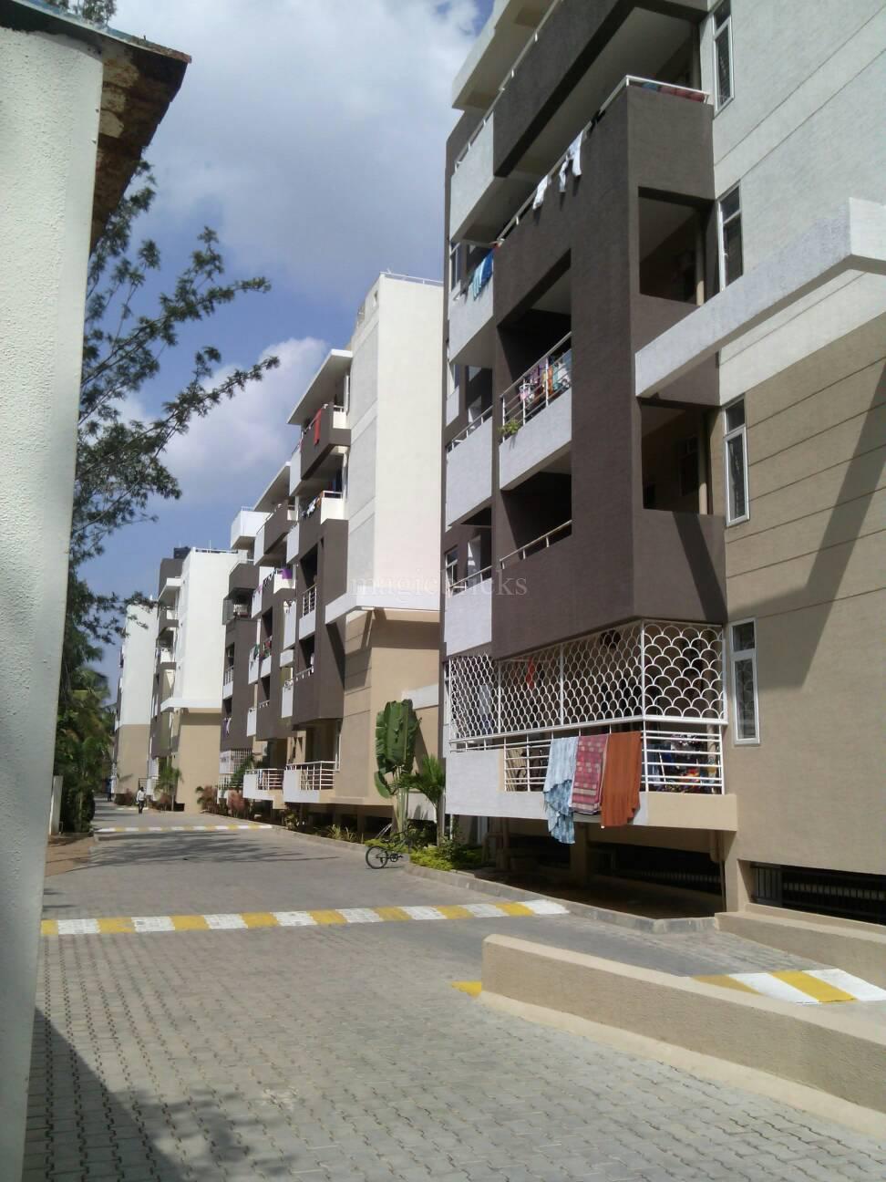 2 BHK Flat For Rent in Solitaire Residency-Hennur Main Road