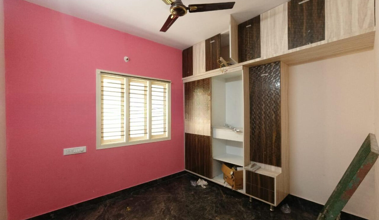 10_bhk_independent_house-for-sale-vidyaranyapura-Bangalore-bedroom (2) (1)