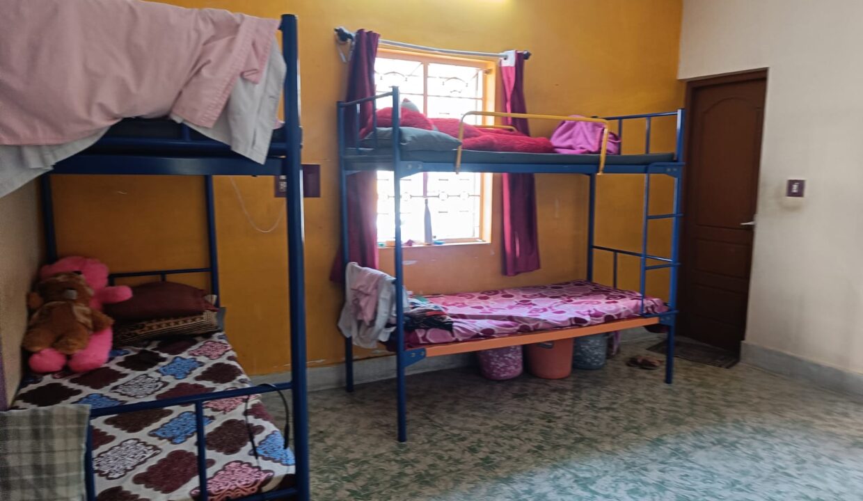 WhatsApp Image 2025-03-04 at 12.15.49 PM