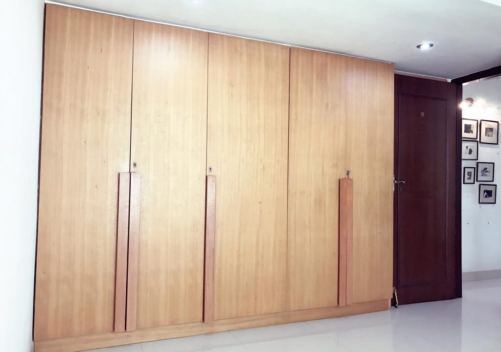 WhatsApp Image 2025-03-06 at 6.08.17 PM (1)