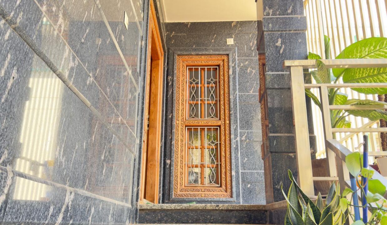 WhatsApp Image 2025-03-21 at 17.08.39