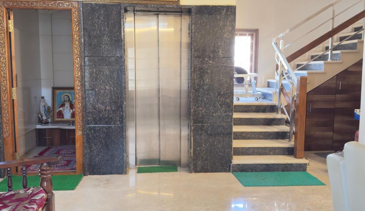 WhatsApp Image 2025-03-21 at 17.08.42