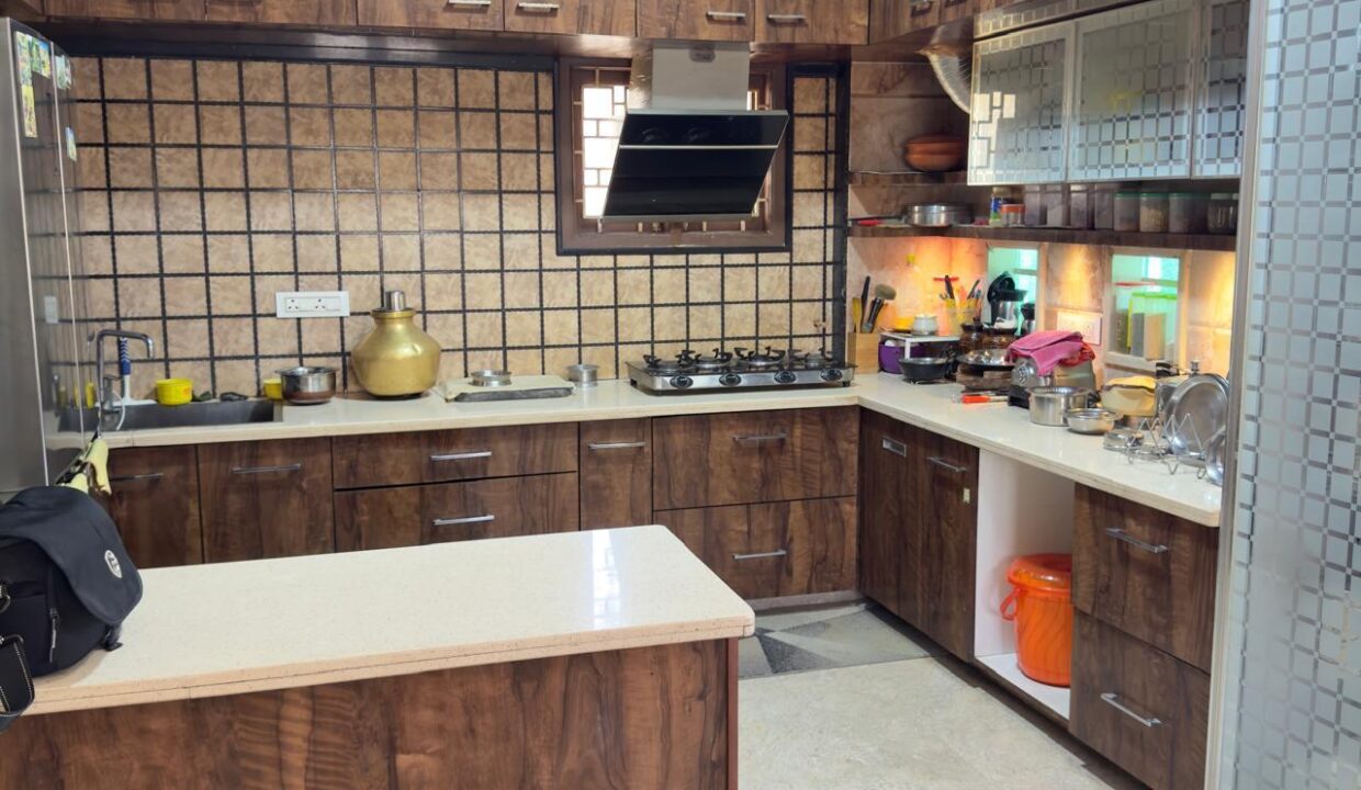 WhatsApp Image 2025-03-21 at 17.08.42 (3)