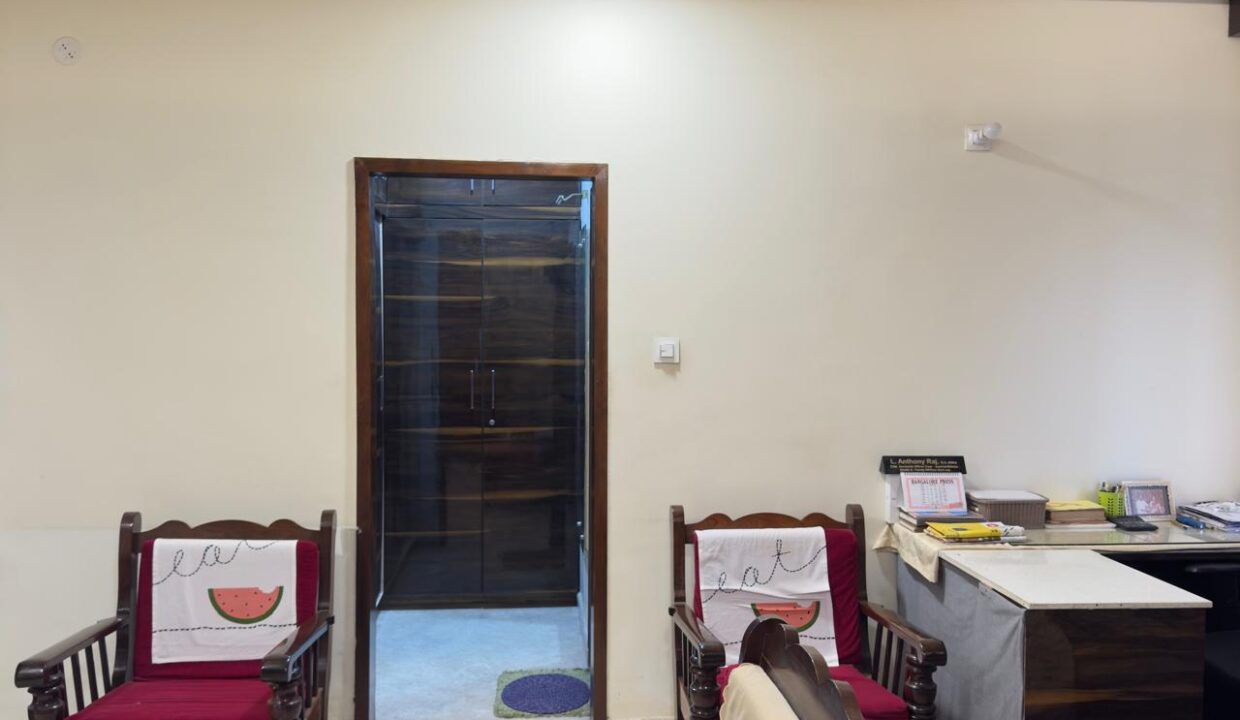 WhatsApp Image 2025-03-21 at 17.08.48 (2)