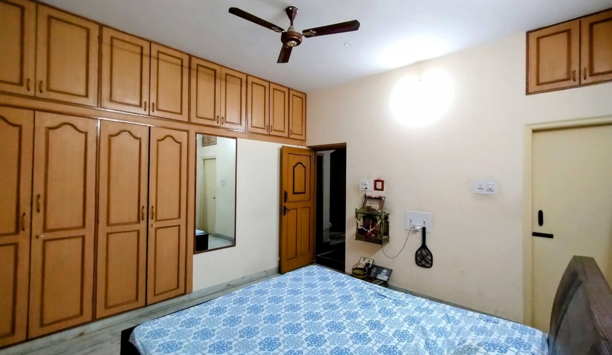 08 Ground Floor-Bedroom1-04