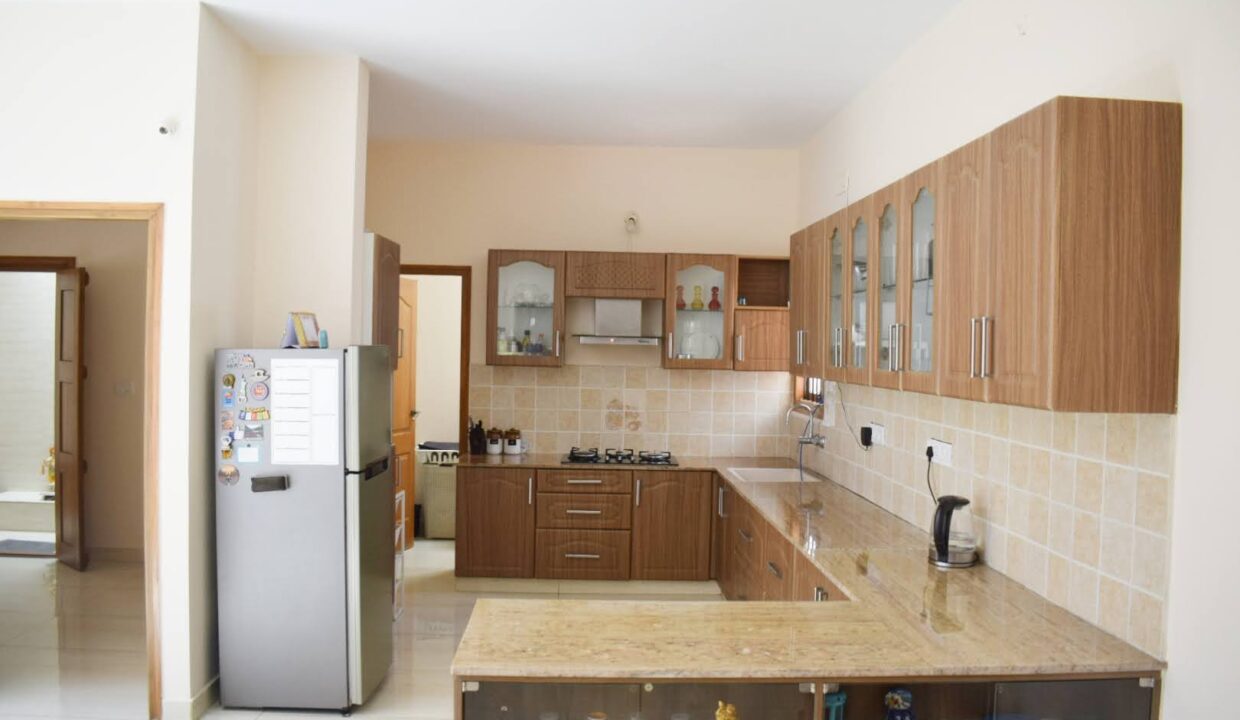 18 First Floor-Kitchen-01