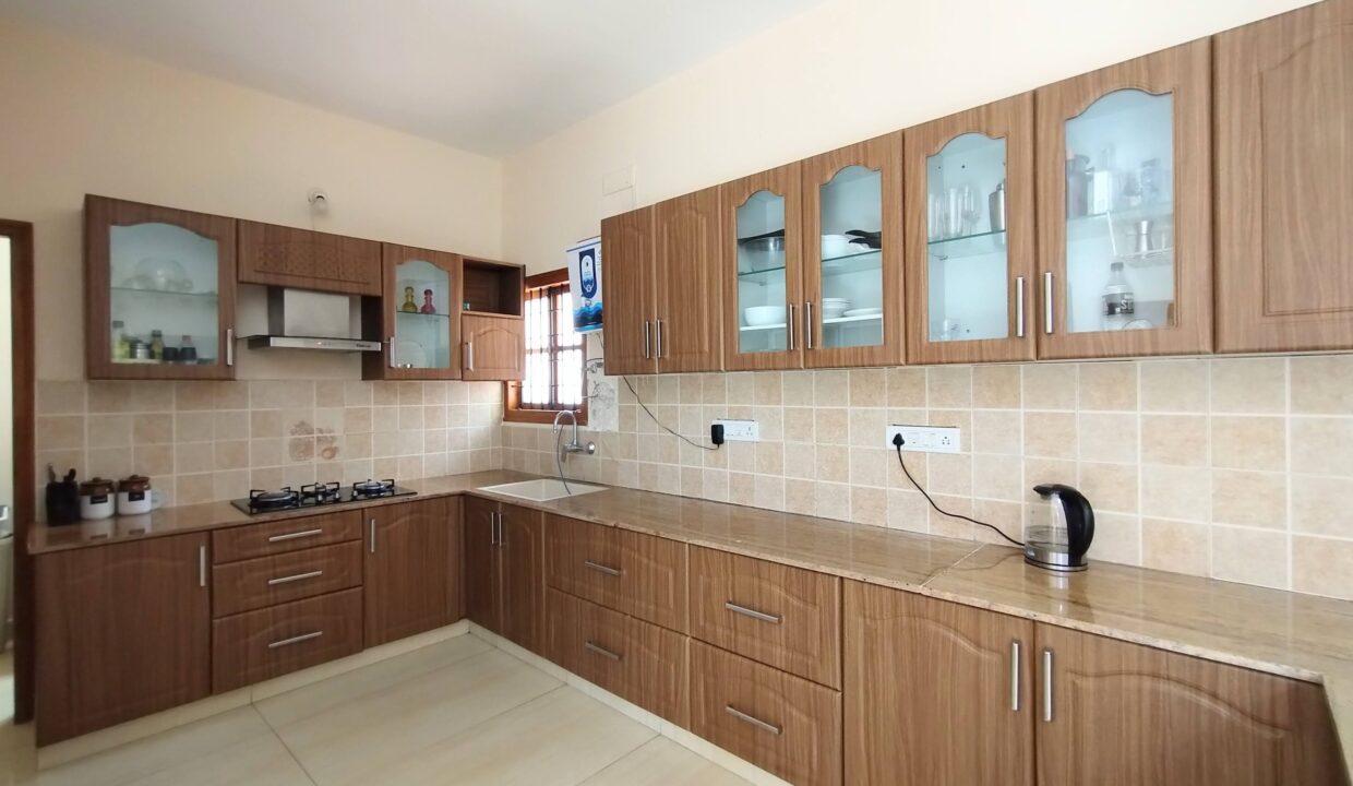 19 First Floor-Kitchen-02