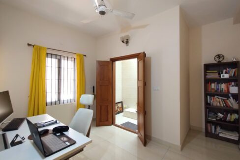 25 First Floor-Bedroom4-01