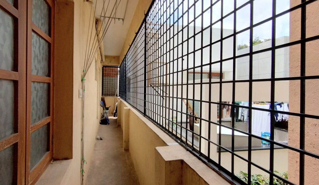 28 First Floor-Cloth Drying Area