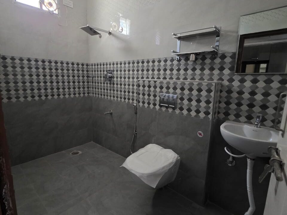 WhatsApp Image 2025-02-12 at 11.10.29 AM