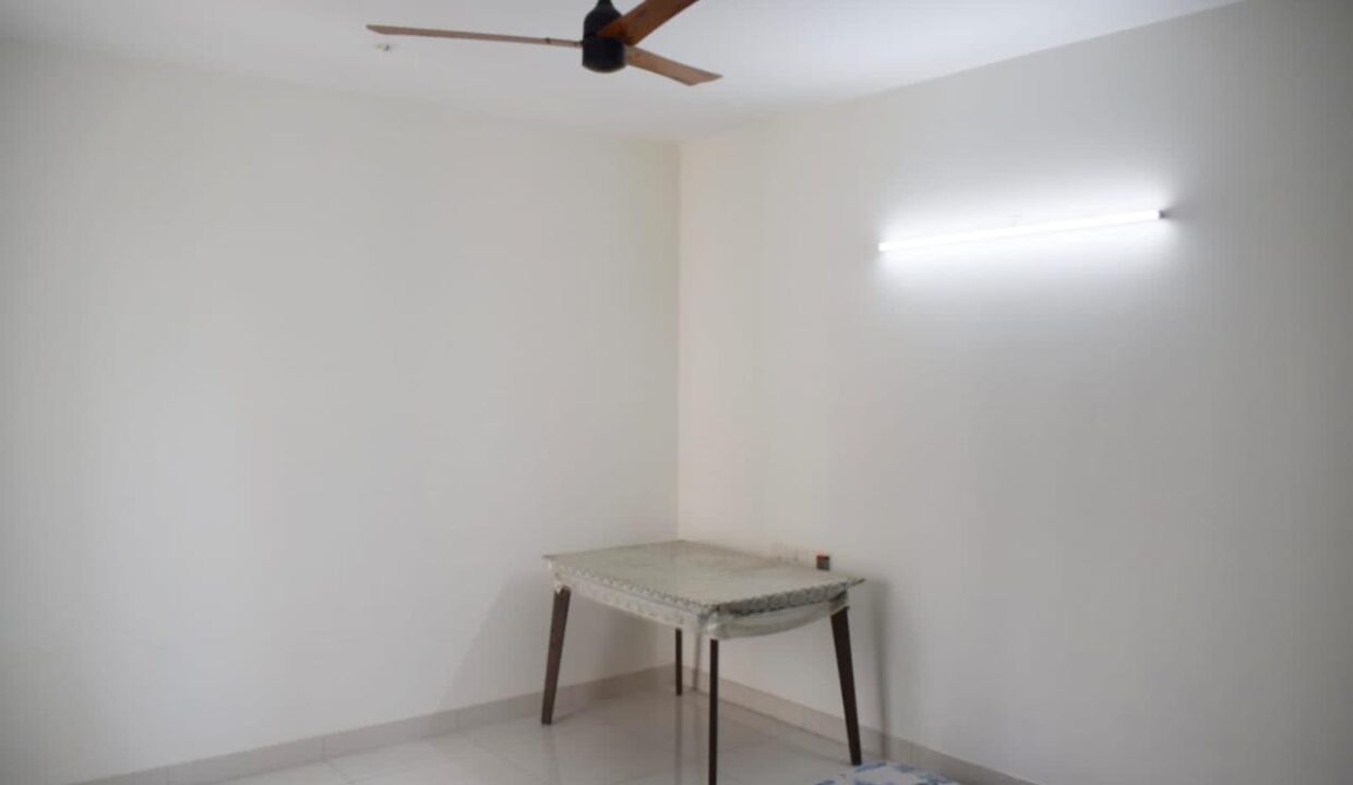 WhatsApp Image 2025-02-19 at 2.39.32 AM (1)