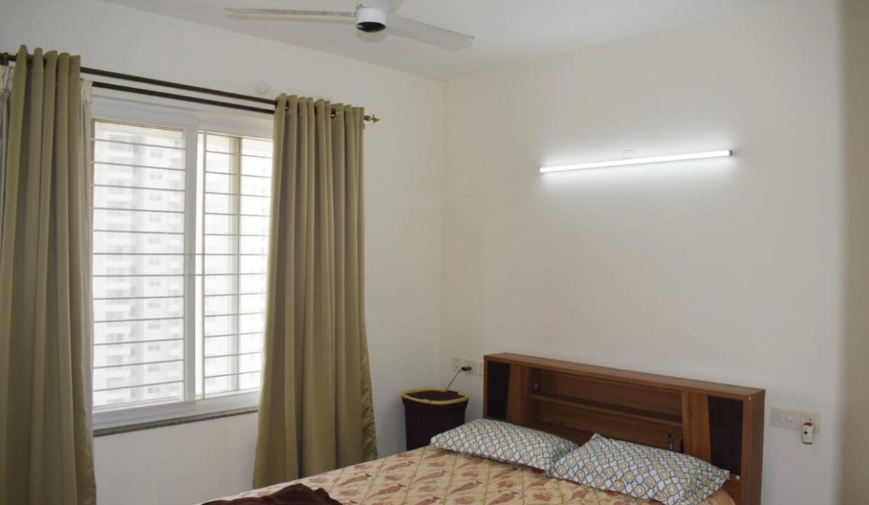 WhatsApp Image 2025-02-19 at 2.39.32 AM (4)