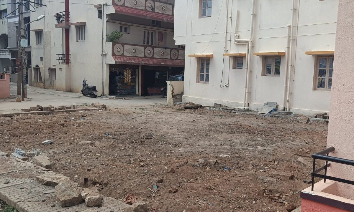 WhatsApp Image 2025-04-06 at 13.09.29