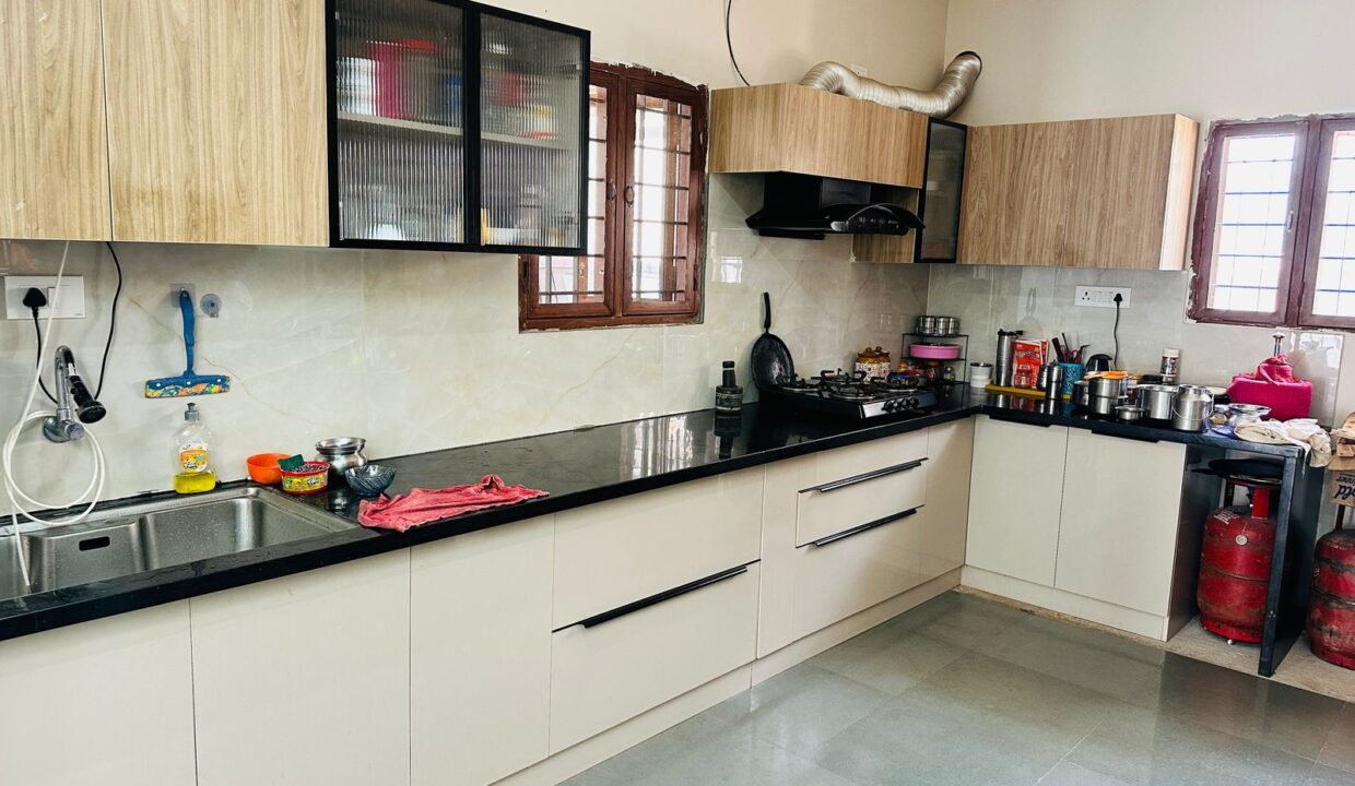 WhatsApp Image 2025-04-10 at 18.10.31