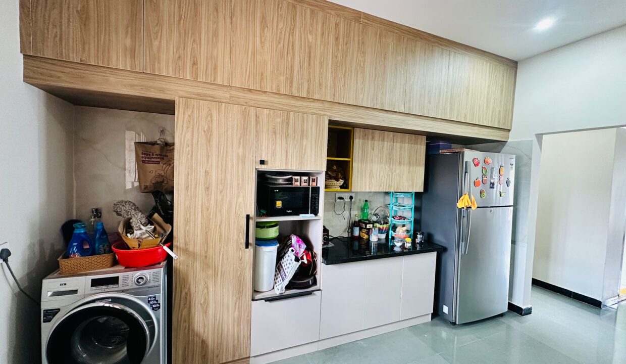 WhatsApp Image 2025-04-10 at 18.10.31 (2)