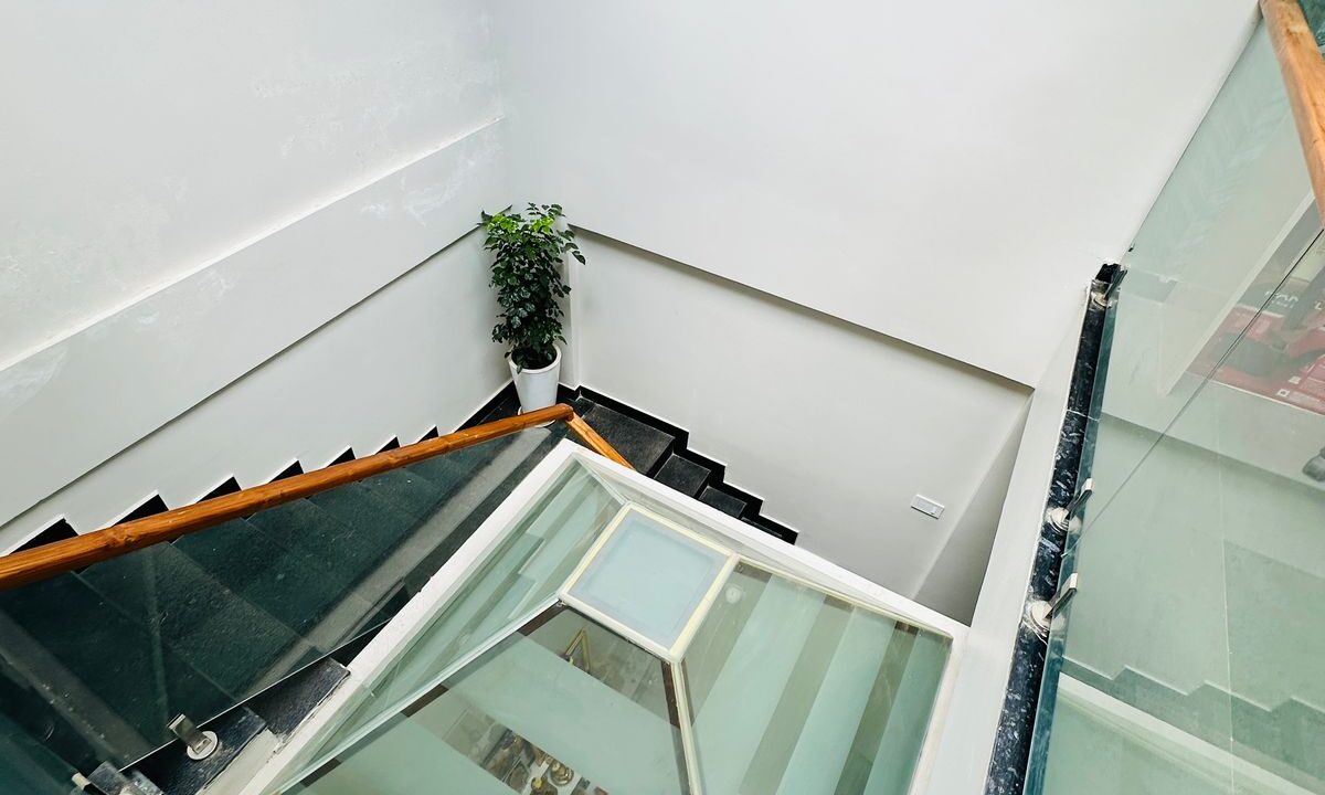 WhatsApp Image 2025-04-10 at 18.10.33 (3)