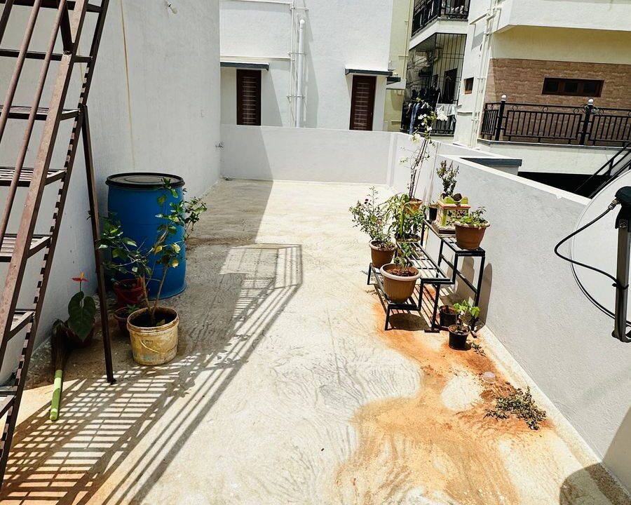 WhatsApp Image 2025-04-10 at 18.10.35