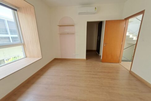 WhatsApp Image 2025-04-11 at 5.29.24 PM (1)