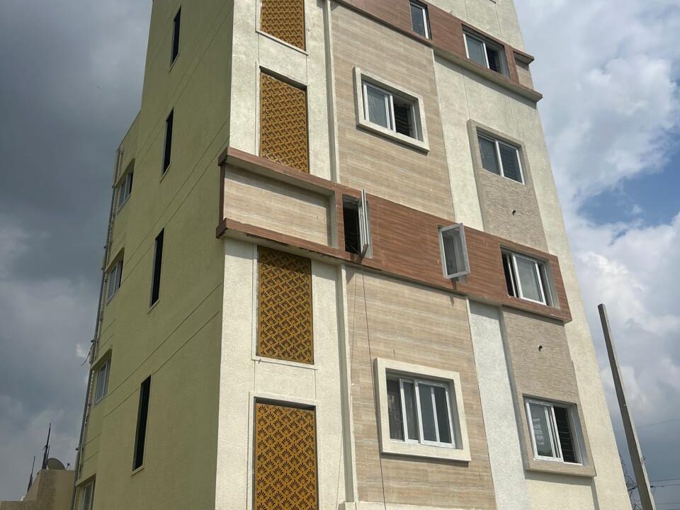 WhatsApp Image 2025-04-12 at 15.00.15