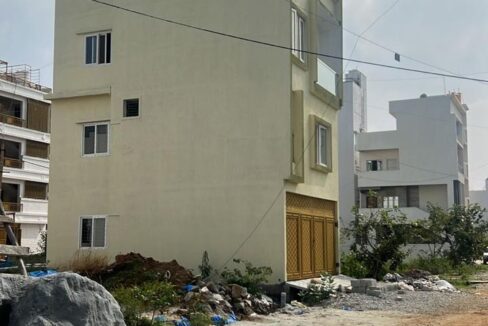 WhatsApp Image 2025-04-12 at 15.25.05