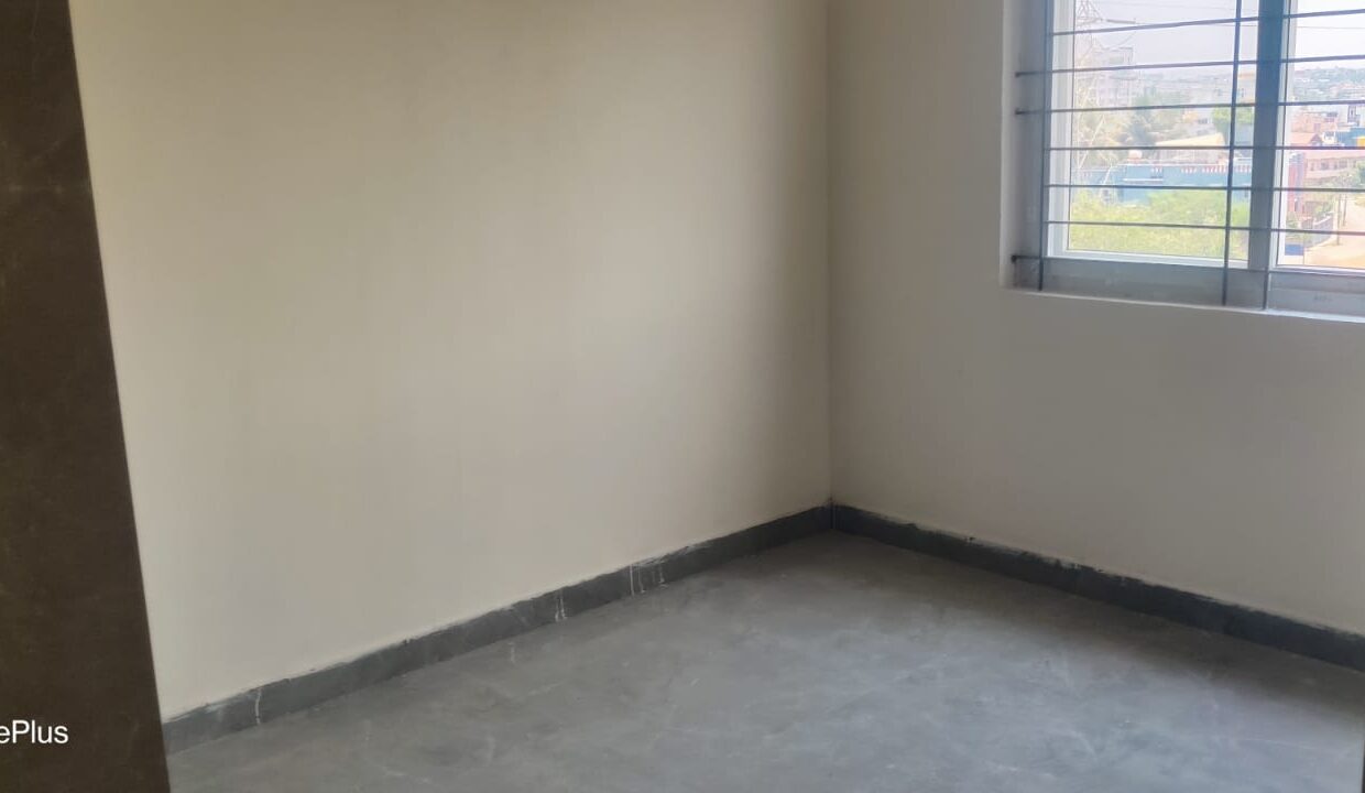 WhatsApp Image 2025-04-13 at 16.09.28 (2)