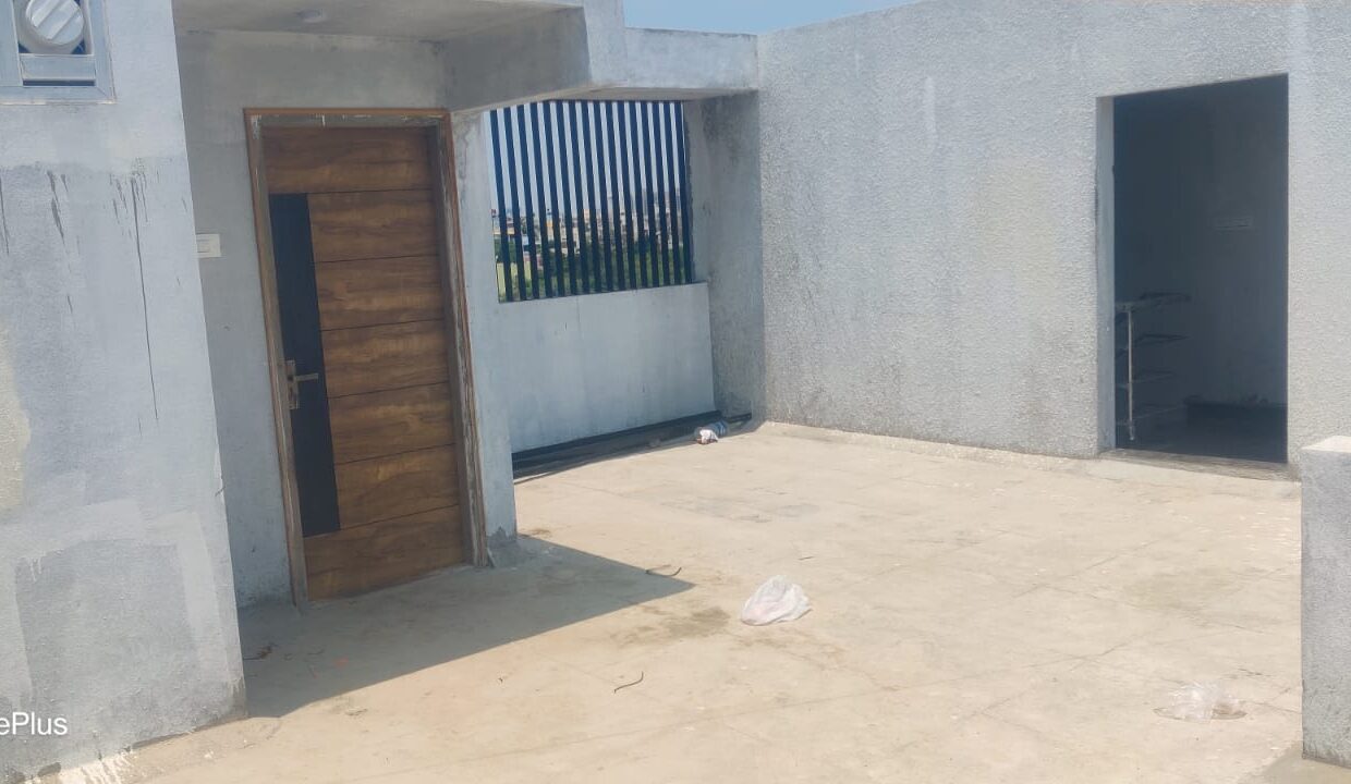 WhatsApp Image 2025-04-13 at 16.09.31