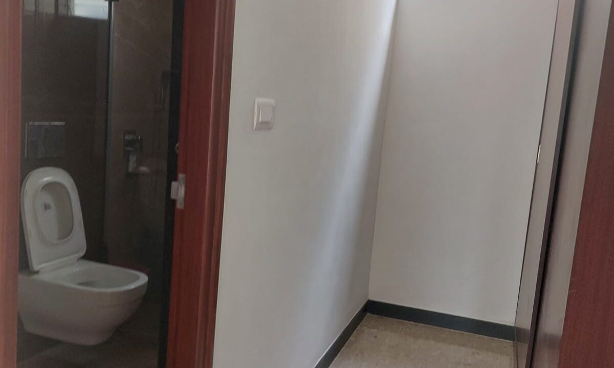 WhatsApp Image 2025-04-14 at 7.21.23 PM (1)