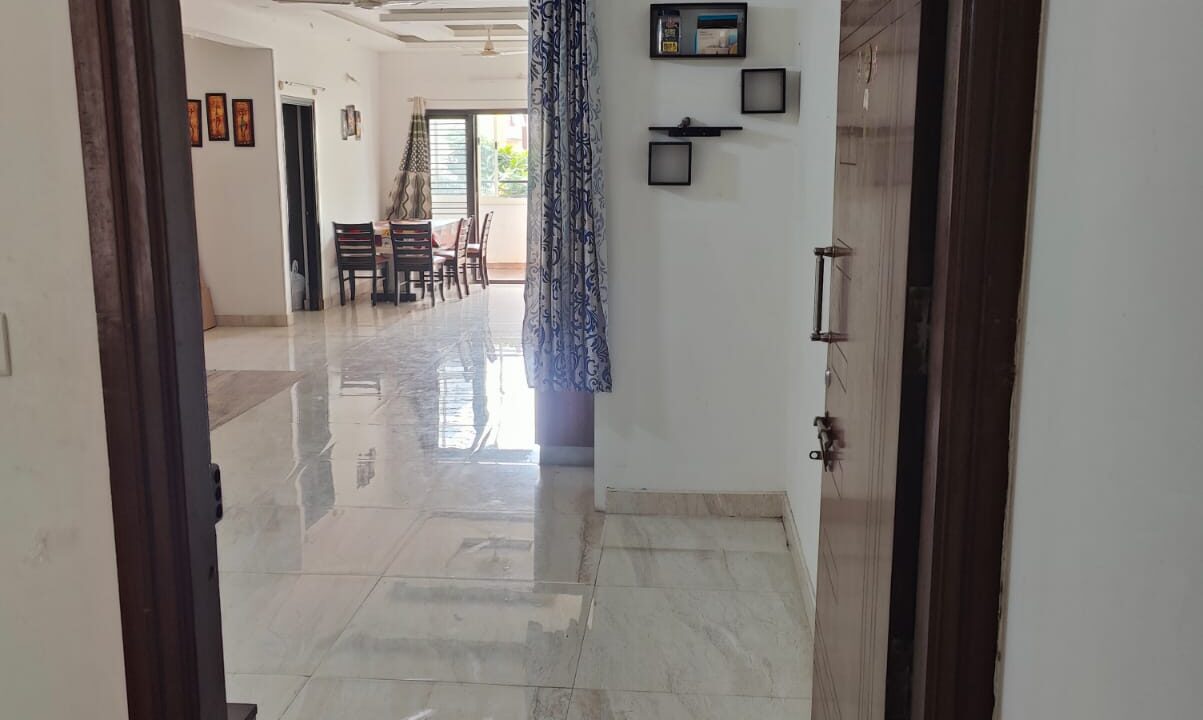 WhatsApp Image 2025-04-19 at 6.03.53 PM