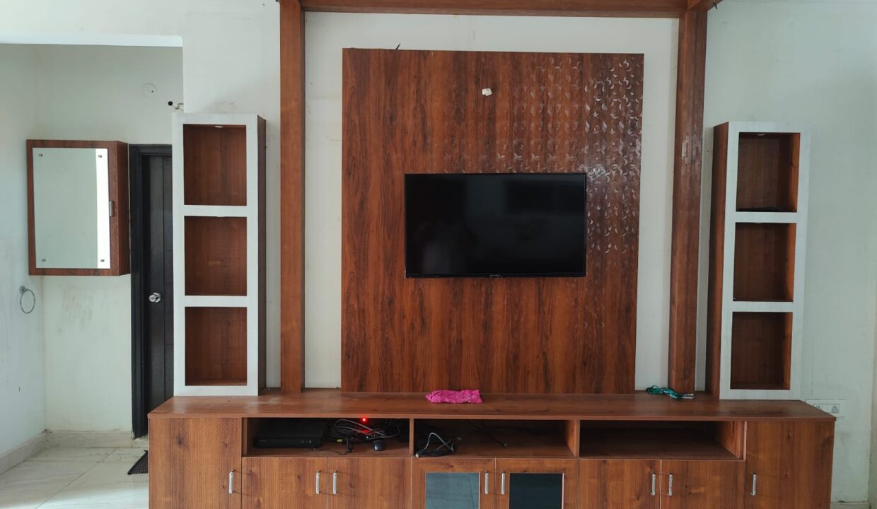 WhatsApp Image 2025-04-19 at 6.03.53 PM (2)