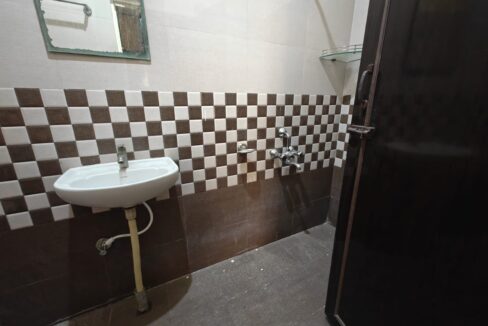 WhatsApp Image 2025-04-27 at 10.44.47 AM