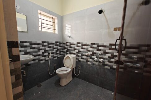 WhatsApp Image 2025-04-27 at 10.44.48 AM (1)