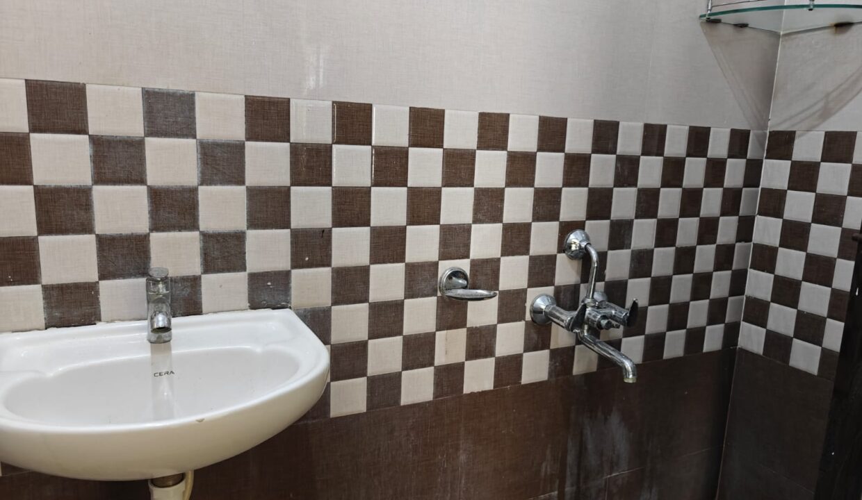 WhatsApp Image 2025-04-27 at 10.44.48 AM (2)