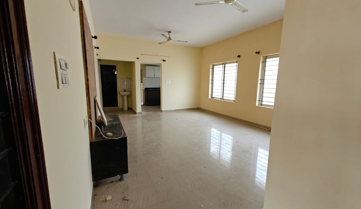 WhatsApp Image 2025-04-27 at 10.44.51 AM (1)