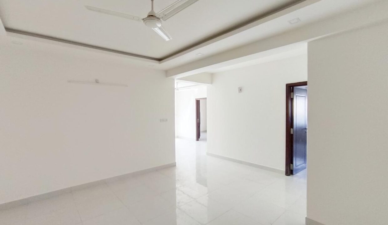 WhatsApp Image 2025-04-28 at 1.34.24 PM