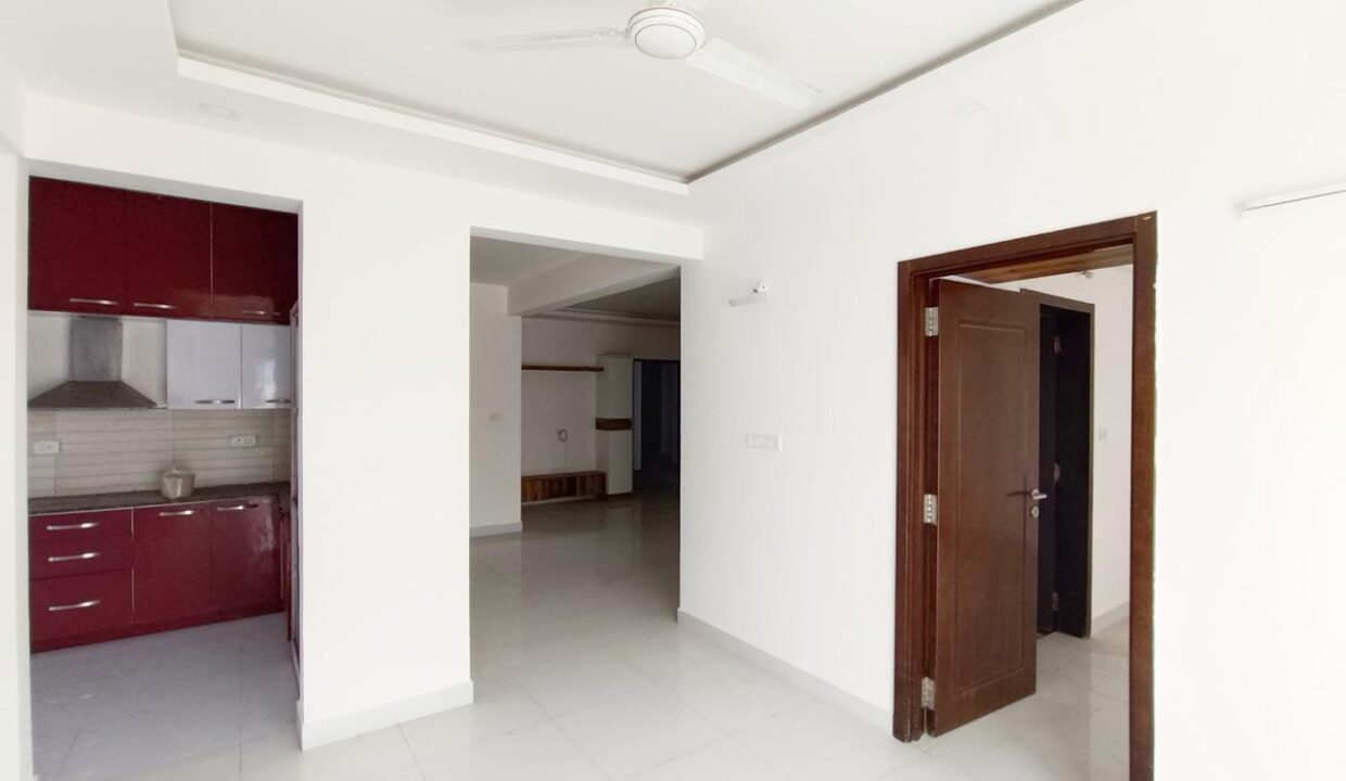 WhatsApp Image 2025-04-28 at 1.34.25 PM