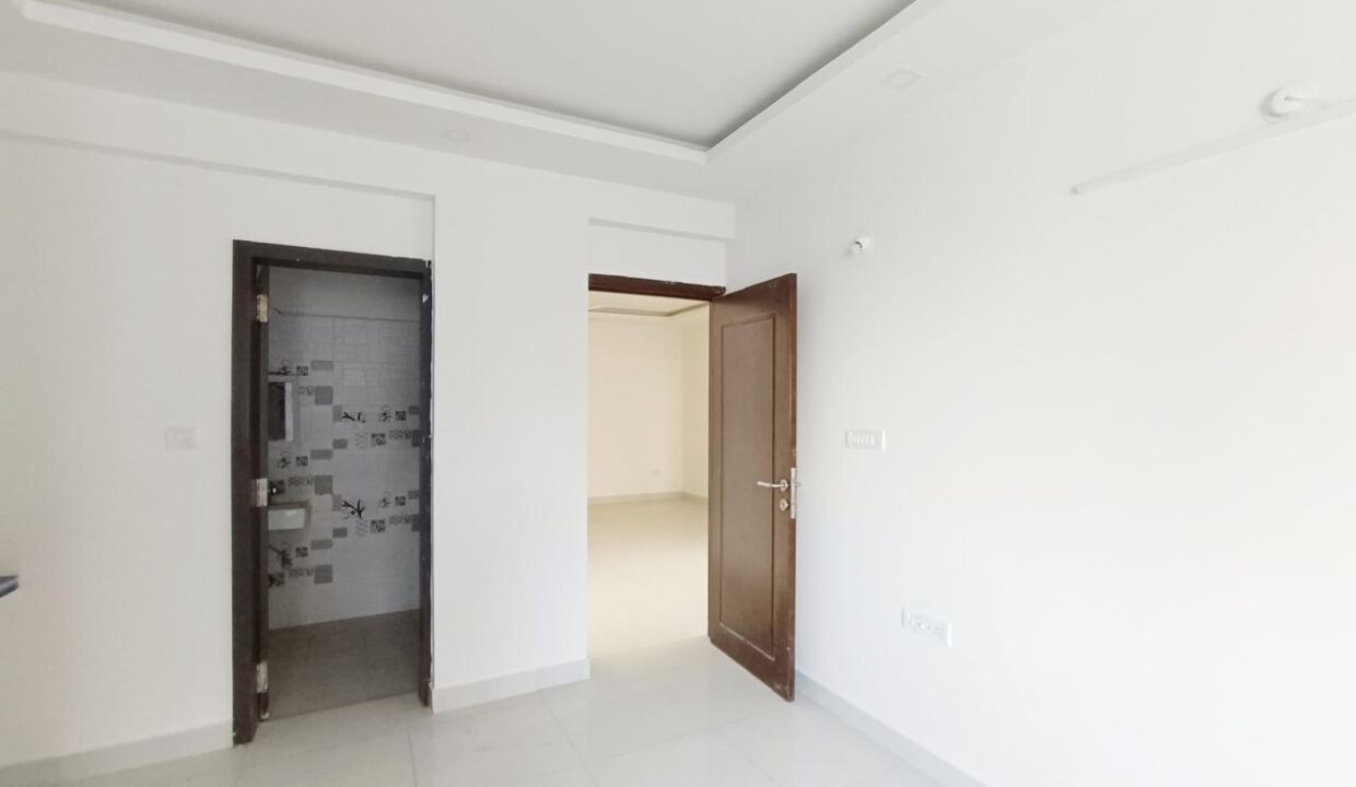 WhatsApp Image 2025-04-28 at 1.34.28 PM