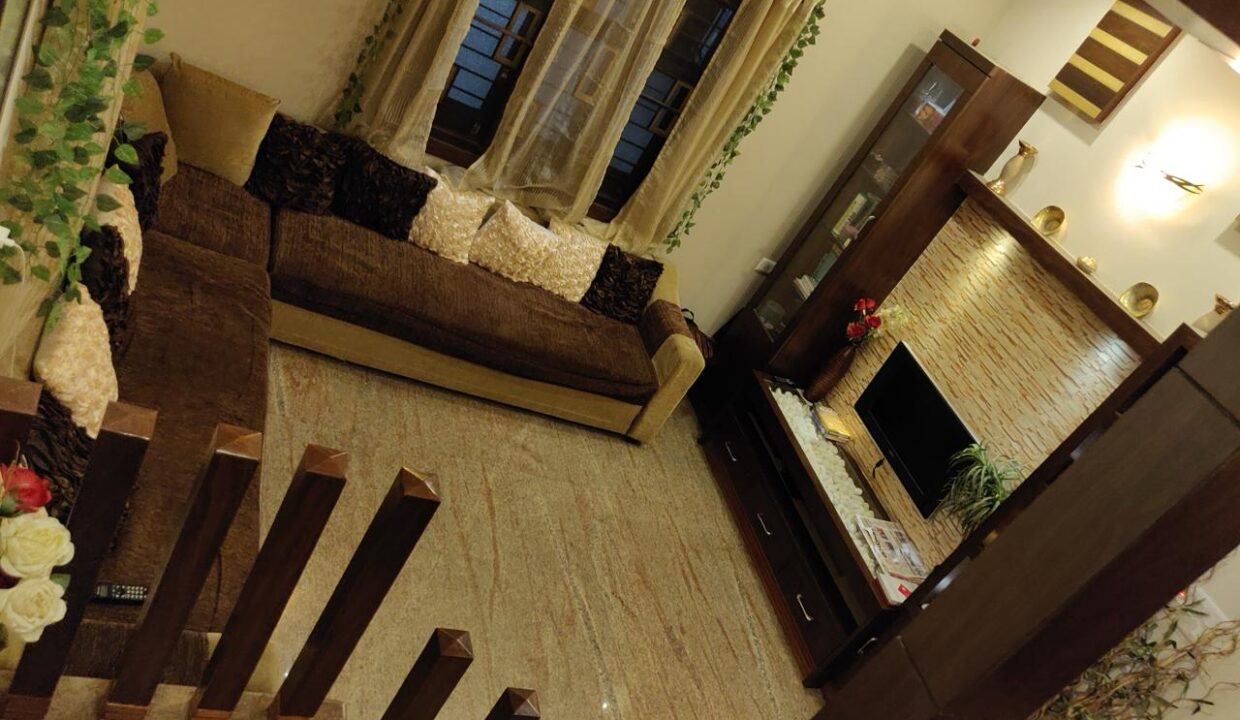 WhatsApp Image 2025-04-29 at 9.03.59 PM (2)