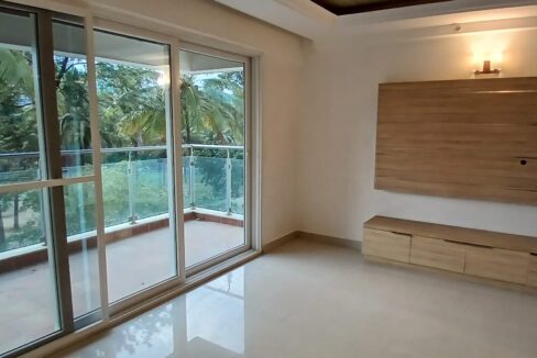 WhatsApp Image 2025-04-30 at 7.44.17 PM (1)