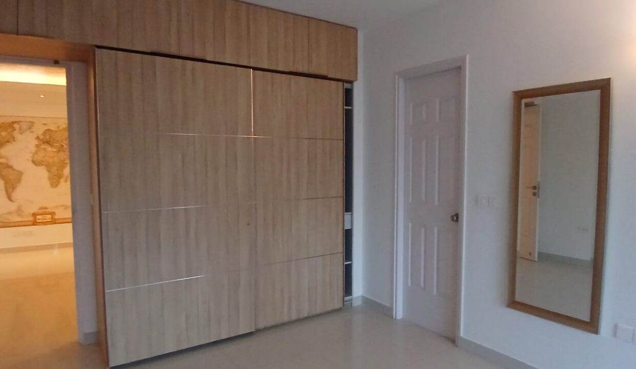 WhatsApp Image 2025-04-30 at 7.44.18 PM (1)