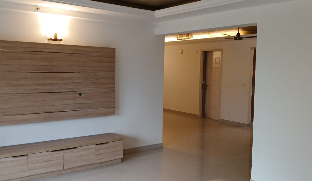 WhatsApp Image 2025-04-30 at 7.44.20 PM (1)