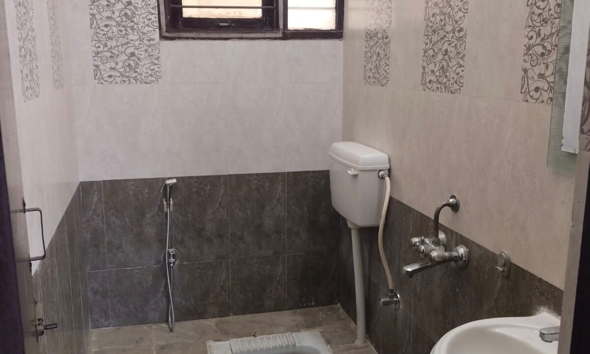 WhatsApp Image 2025-05-02 at 10.38.37 AM (2)