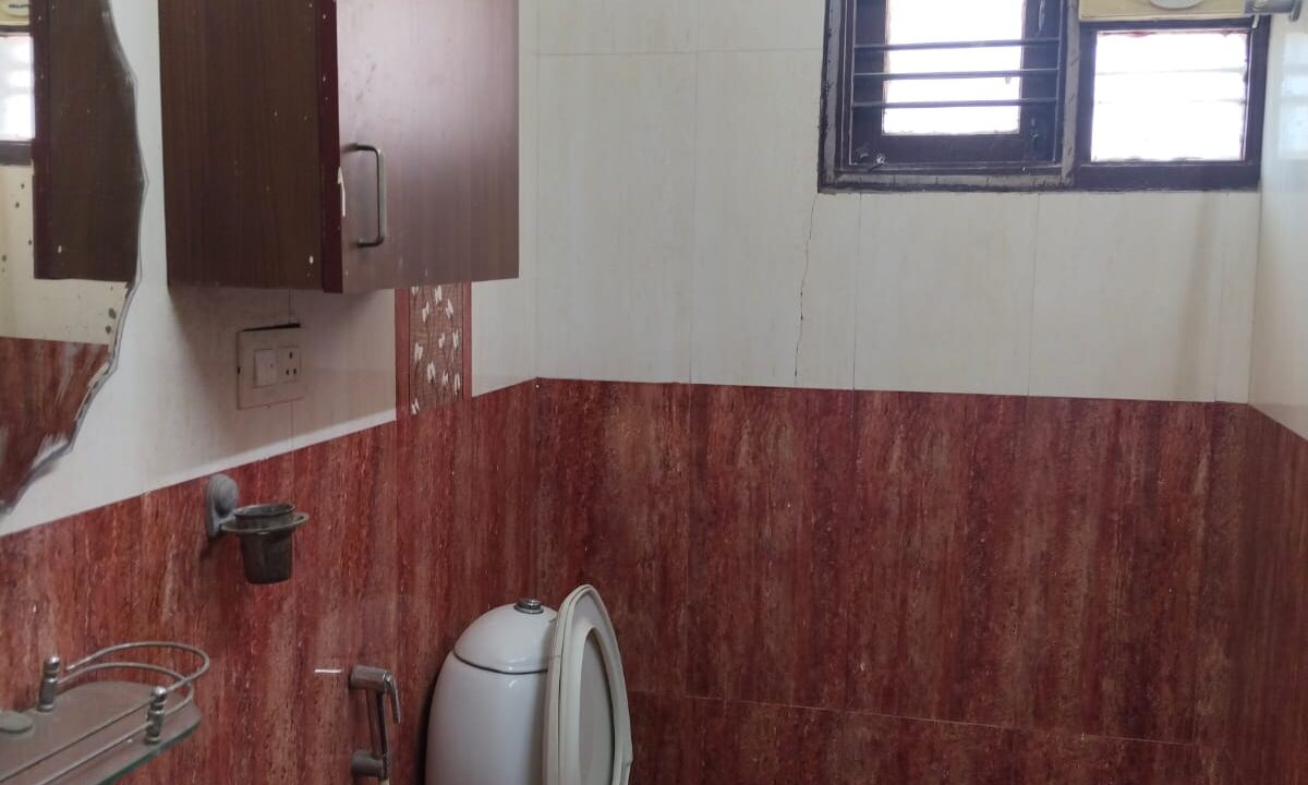 WhatsApp Image 2025-05-02 at 10.38.38 AM (2)