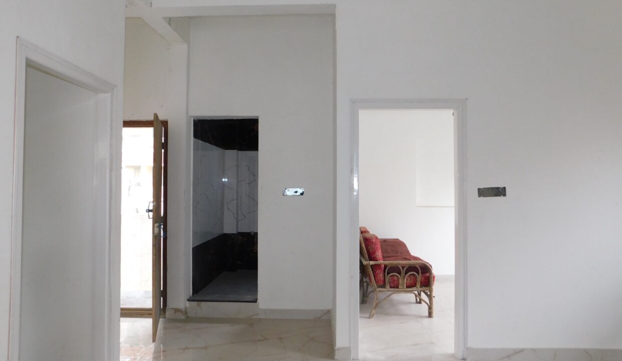 WhatsApp Image 2025-05-06 at 1.51.26 PM (7)