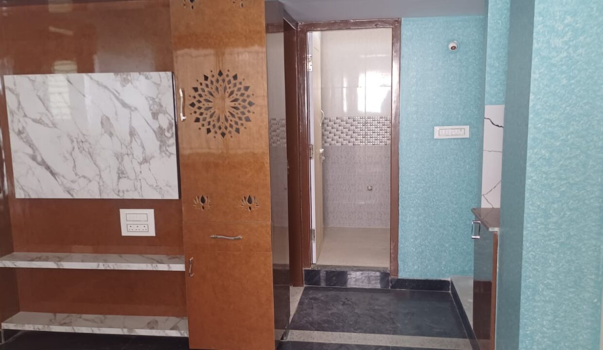 WhatsApp Image 2025-05-06 at 3.37.04 PM (2)