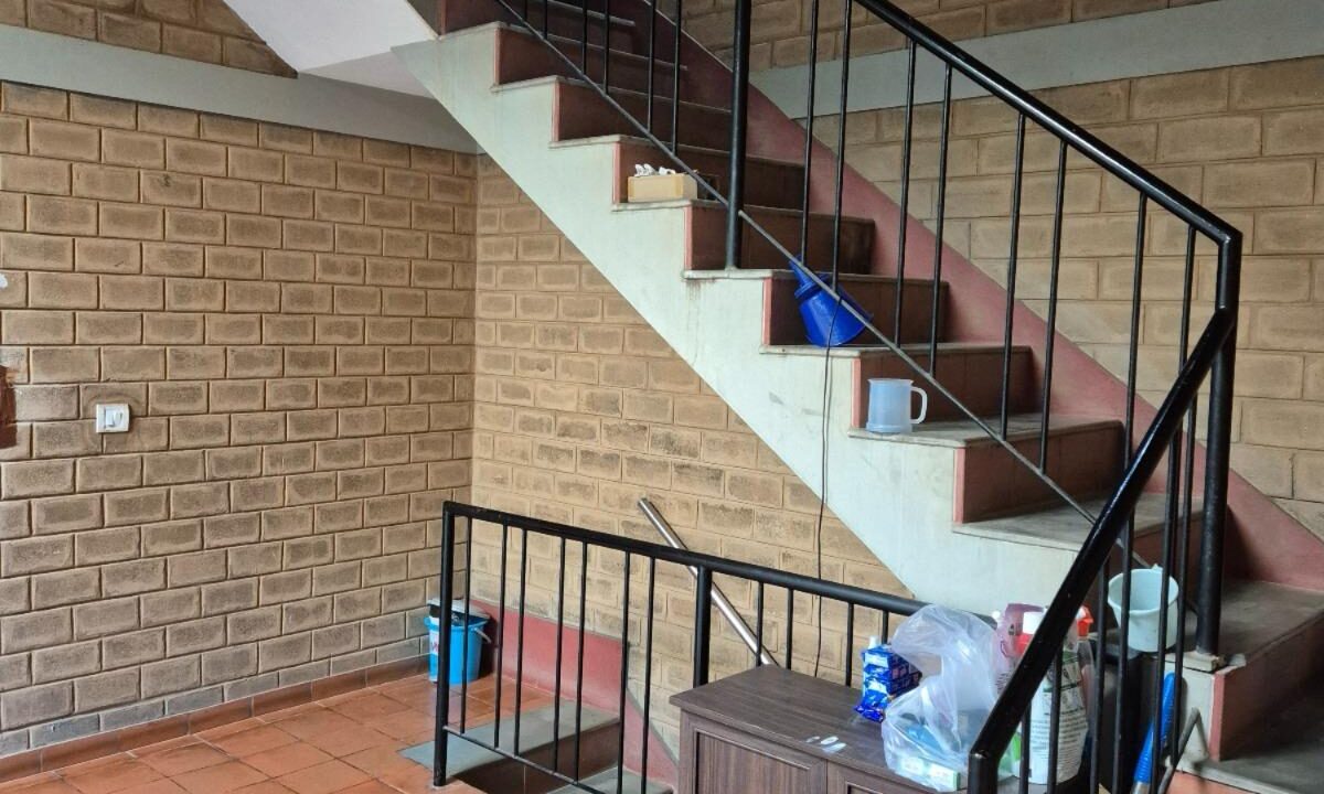 WhatsApp Image 2025-05-07 at 1.00.40 PM