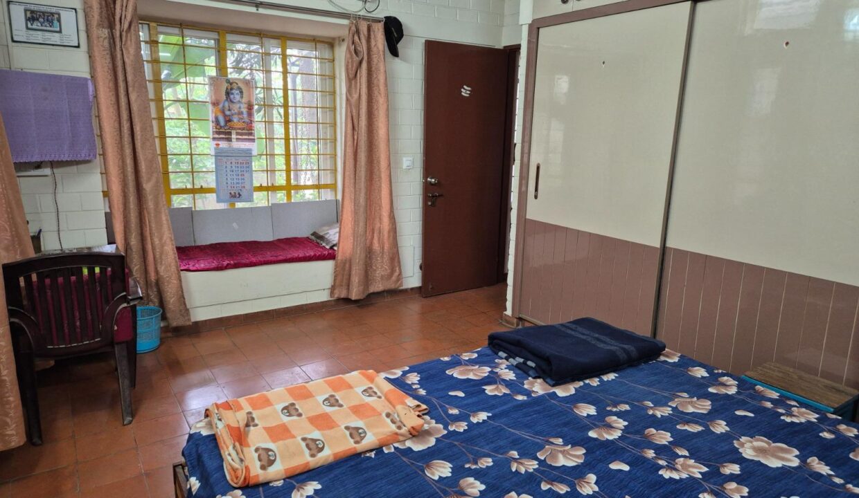 WhatsApp Image 2025-05-07 at 1.00.42 PM