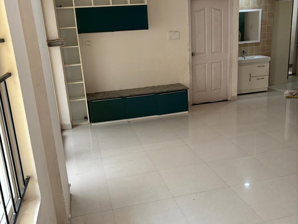 WhatsApp Image 2025-05-08 at 2.15.41 PM (9)