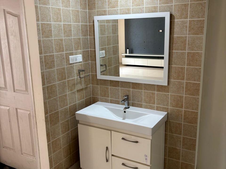 WhatsApp Image 2025-05-08 at 2.15.42 PM (3)