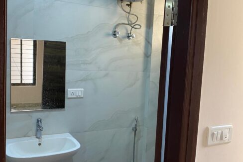 WhatsApp Image 2025-05-12 at 6.08.27 PM (10)